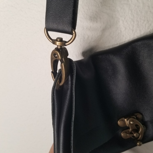 Roaminate handmade black leather crossbody clutch purse small flaw - Picture 11 of 12